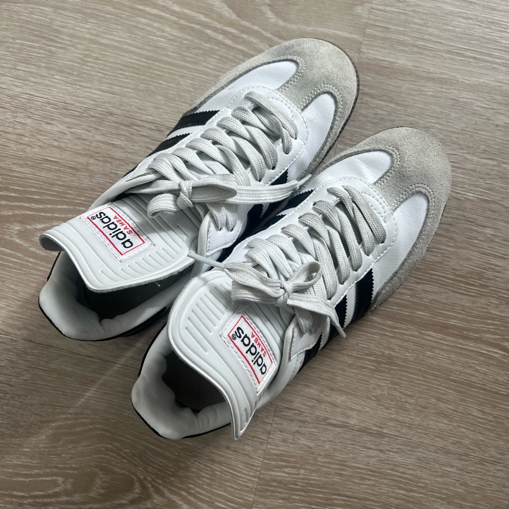 Adidas Sambas